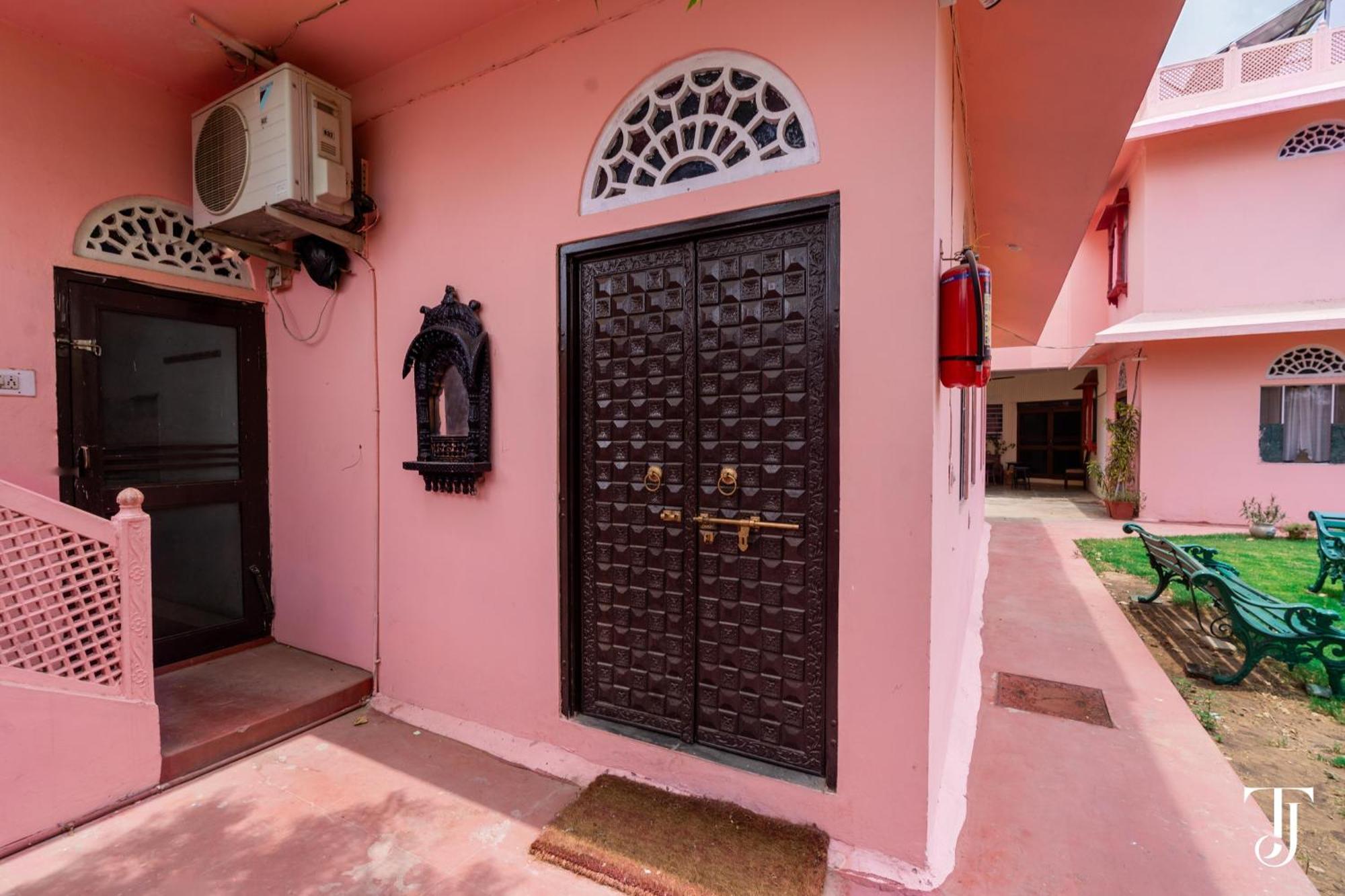 Anandmai Heritage Homestay Джайпур Екстериор снимка